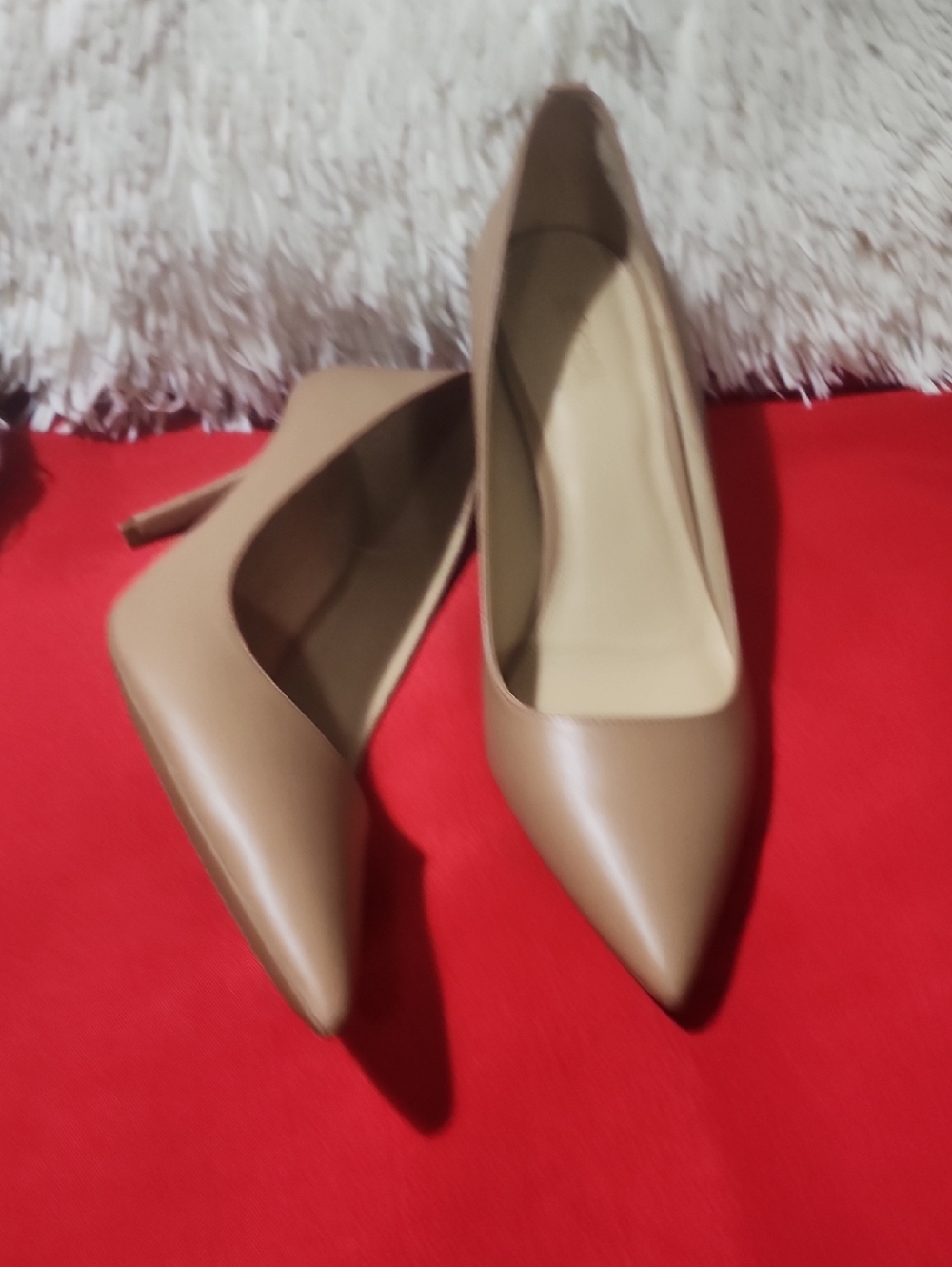 Michael Kors Dorothy lassic Pointed-Toe Tan Pumps - Women's Dress Heels